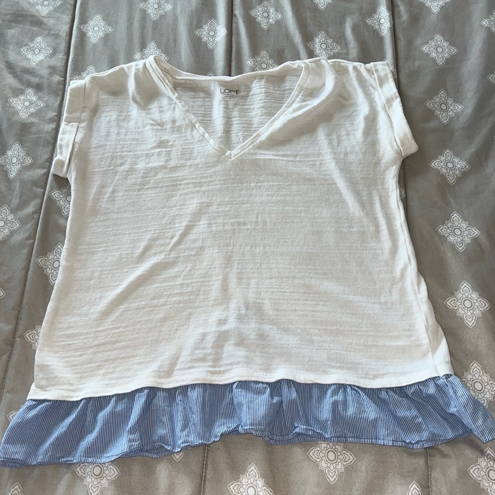 Loft Outlet, Cuff Sleeved Top, Ruffled Bottom, Crossed Back, Size Small